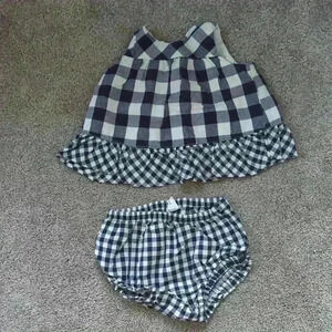 Gap 3 to 6 months gingham Navy outfit